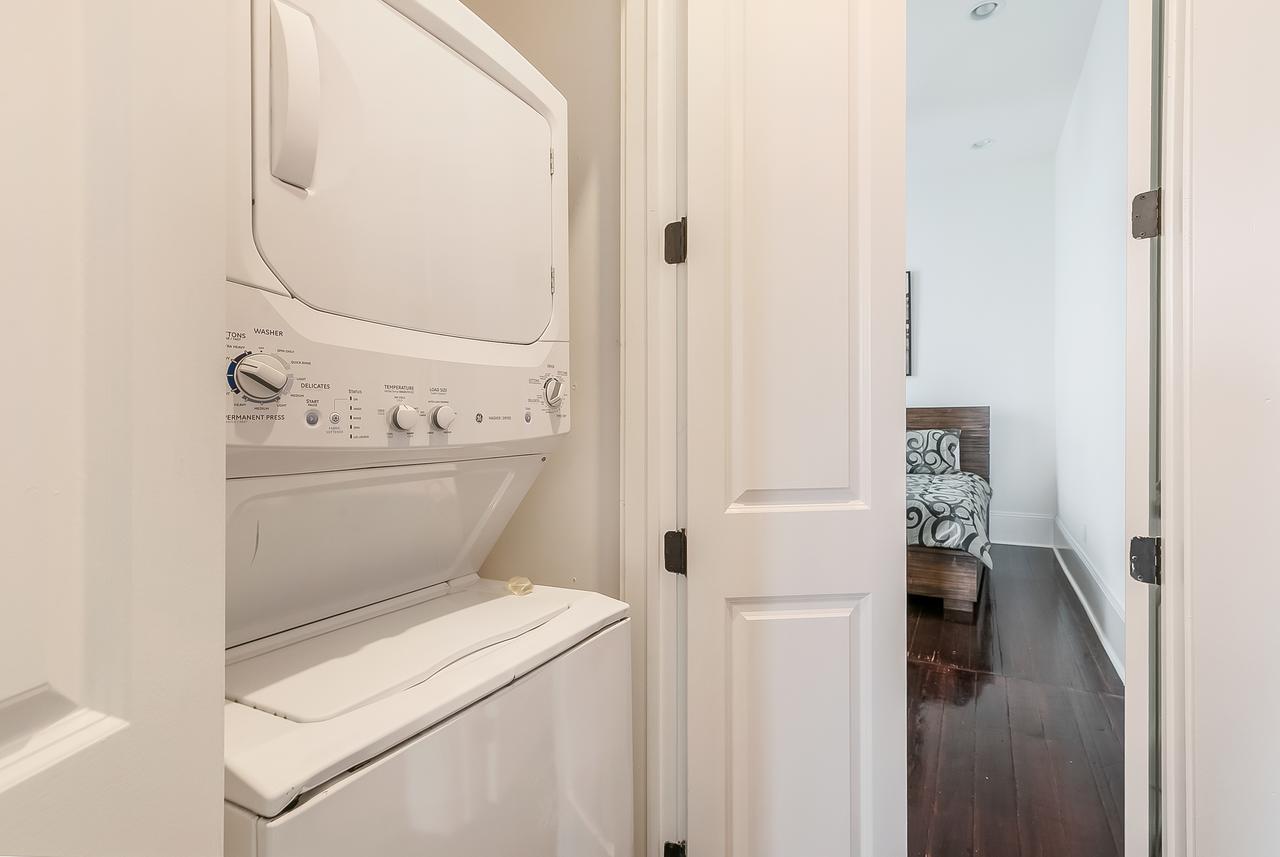Modern 2BR on Carondelet by Hosteeva Lejlighed New Orleans Eksteriør billede