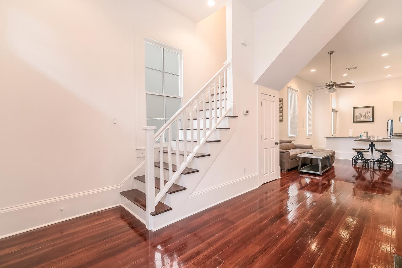 Modern 2BR on Carondelet by Hosteeva Lejlighed New Orleans Eksteriør billede