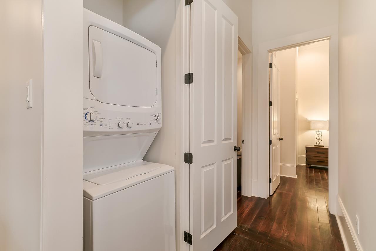 Modern 2BR on Carondelet by Hosteeva Lejlighed New Orleans Eksteriør billede