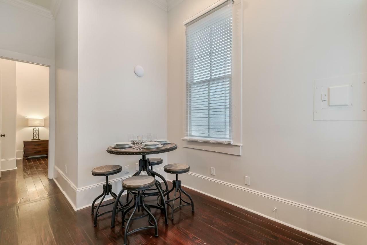 Modern 2BR on Carondelet by Hosteeva Lejlighed New Orleans Eksteriør billede