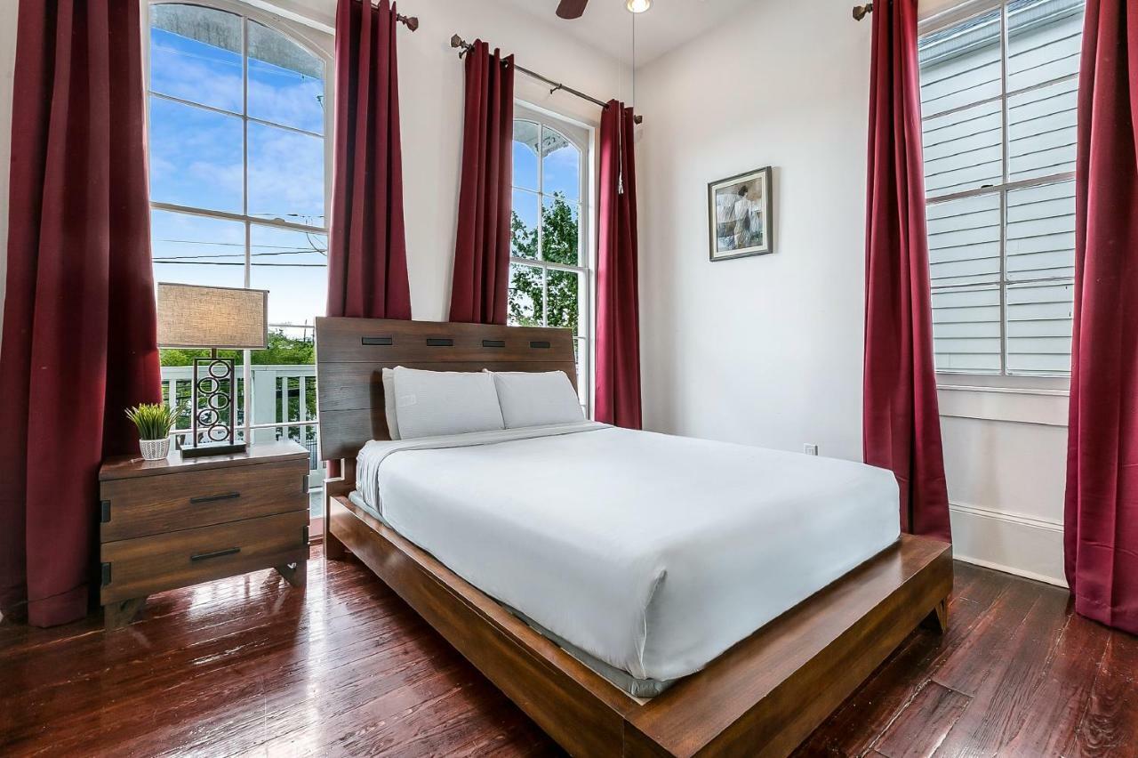 Modern 2BR on Carondelet by Hosteeva Lejlighed New Orleans Eksteriør billede